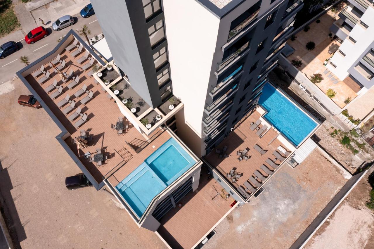 N Hotel Sutomore Exteriér fotografie