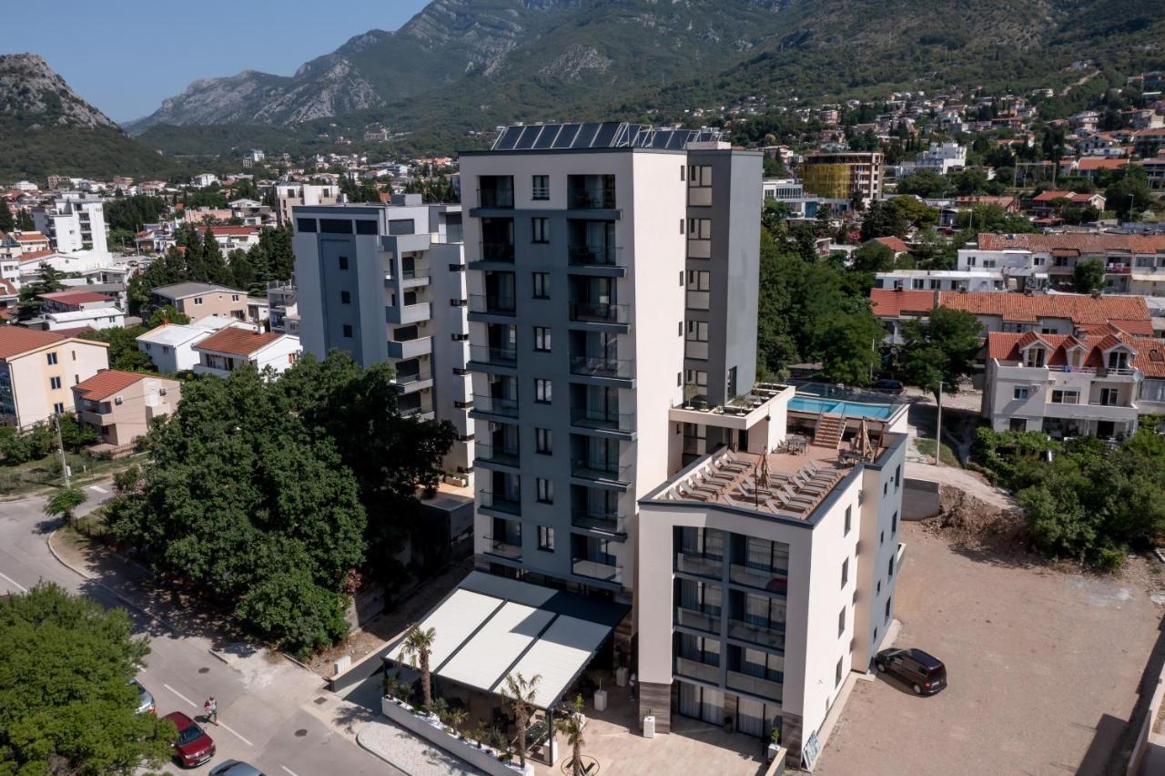 N Hotel Sutomore Exteriér fotografie